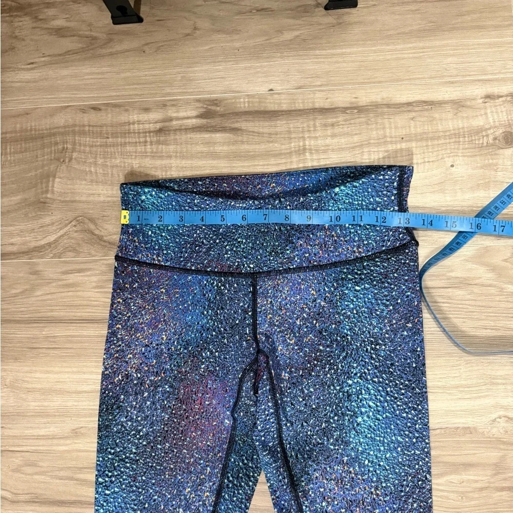 lululemon athletica Multicolor Leggings women's size 6 - Picture 2 of 6